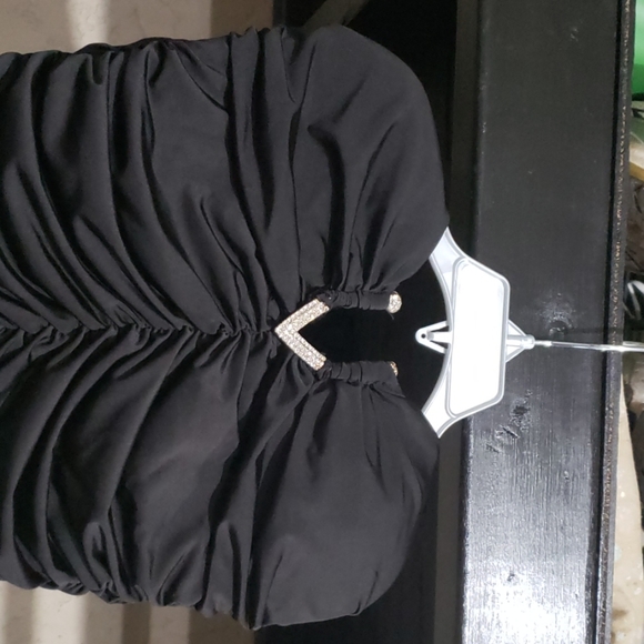 Dress - Picture 2 of 5